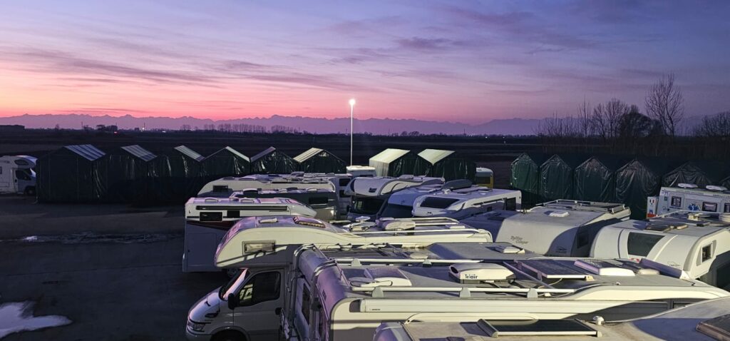 2_a53dc48b6211bc4befb1a401347fa4a4_1758643272