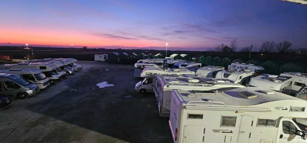 2_a5e12f33490ec7e7c3106e145e2780c0_1758643272